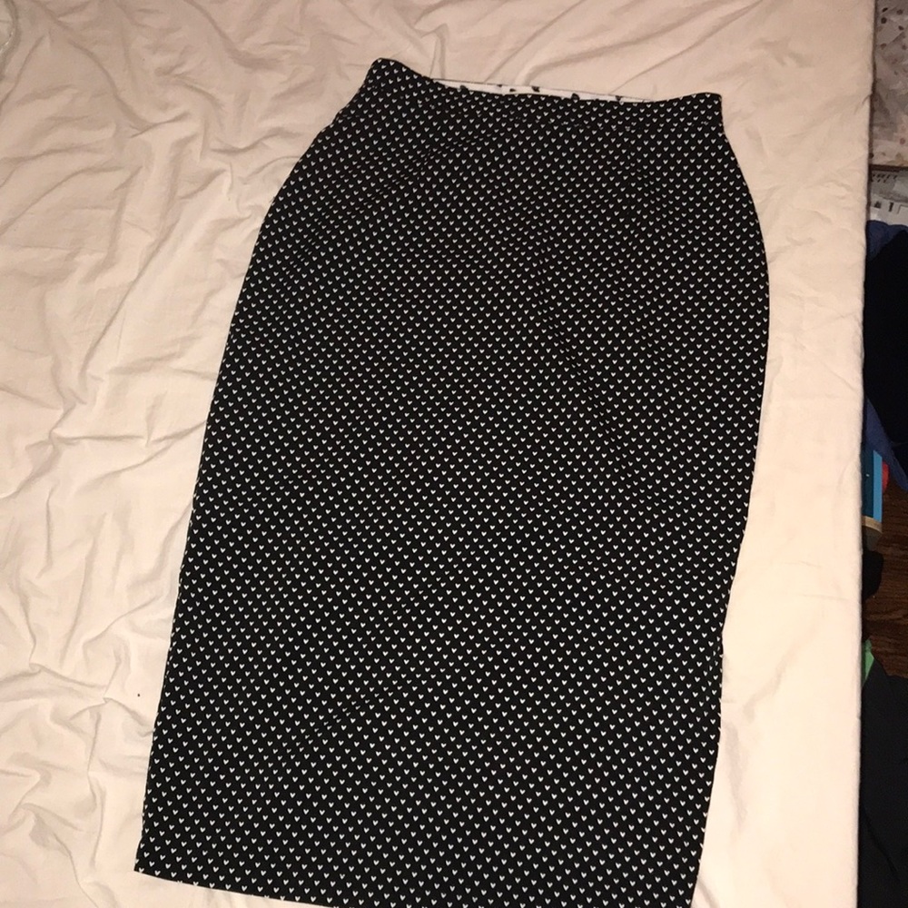Pencil skirt tiny heart design- small